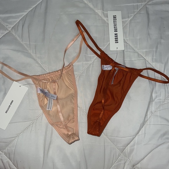 URBAN OUTFITTERS G-STRINGS BUNDLE 🧡🍑 - Picture 3 of 4